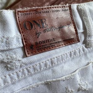 ONE TEASPOON Bonitas